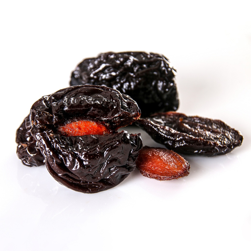 Jumbo prunes with seeds
