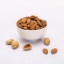 Extra peeled almonds - raw